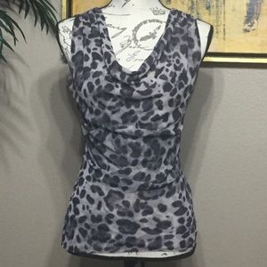 NY&CO sleeveless blouse